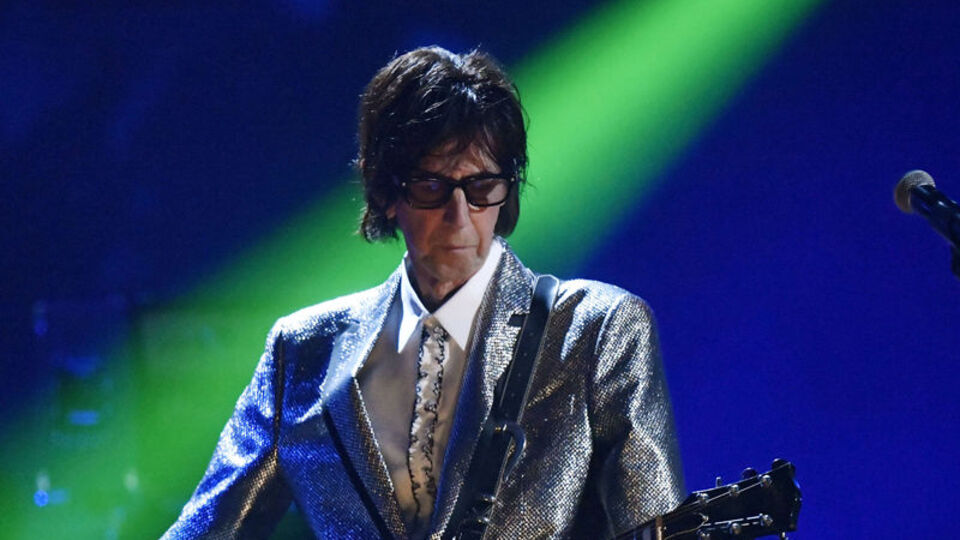 Amerikalı rock müzik grubundan kötü haber