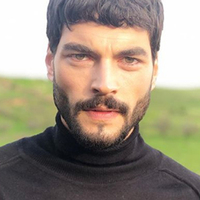 Akın Akınözü'nün eski hali ortaya çıktı