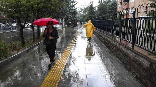 DİKKAT! Meteoroloji uyardı! 13 kentte sağanak var!