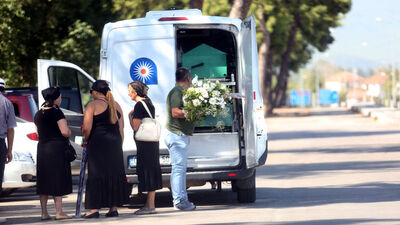 Cenazeye böyle koştu