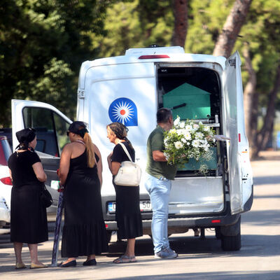 Cenazeye böyle koştu