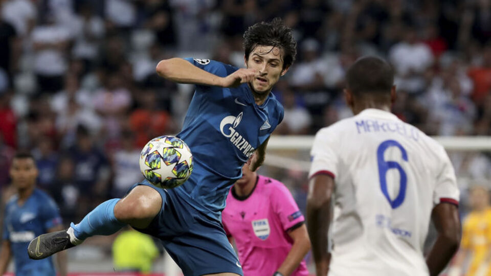 Lyon'dan tarihi 1 puan