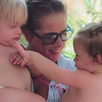 "Köydeki bebekler gibi büyütüyorum"