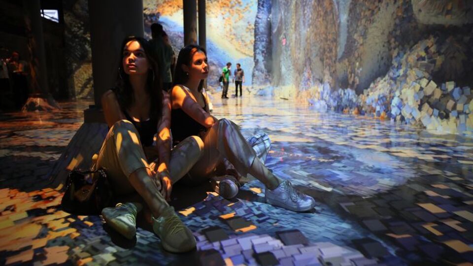 Refik Anadol'un sergisine New York'ta ilgi