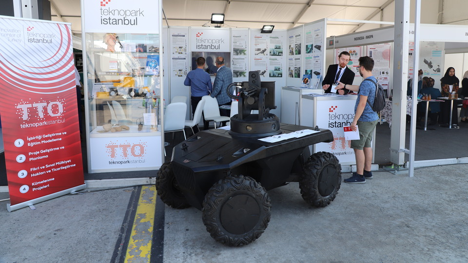 Teknofest'te Nuri Demirağ'ın uçağına büyük ilgi