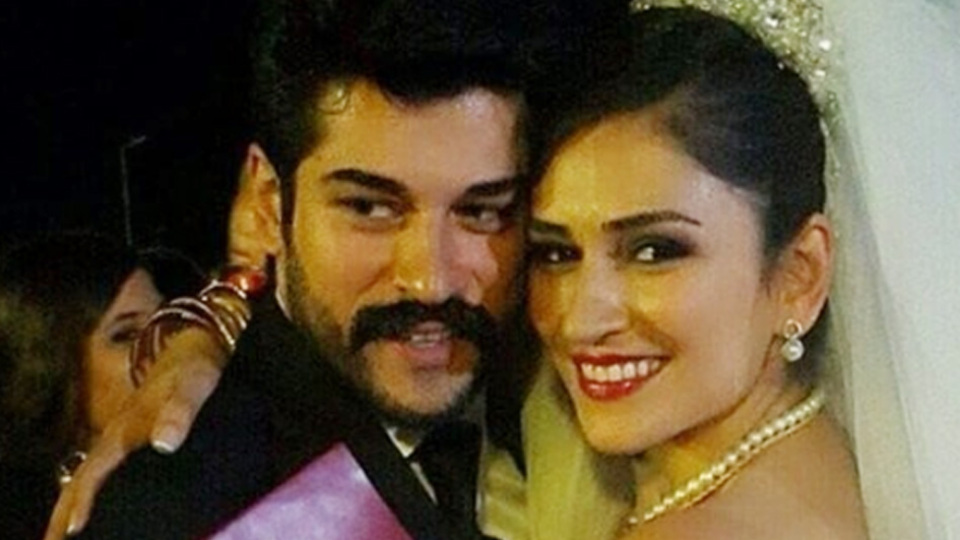 Burçun Özçivit boşanıyor