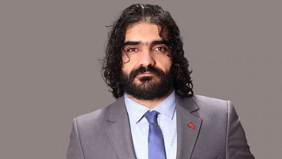 İranlı sahte biyoenerji uzmanına 19, eşine 6 yıl hapis