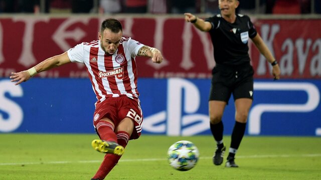 Tottenham, Valbuena'dan kaçamadı!