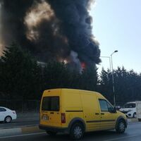 Tuzla'da korkutan yangın söndürüldü!