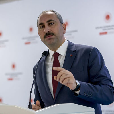 Adalet Bakanı'ndan çok sert FETÖ mesajı!