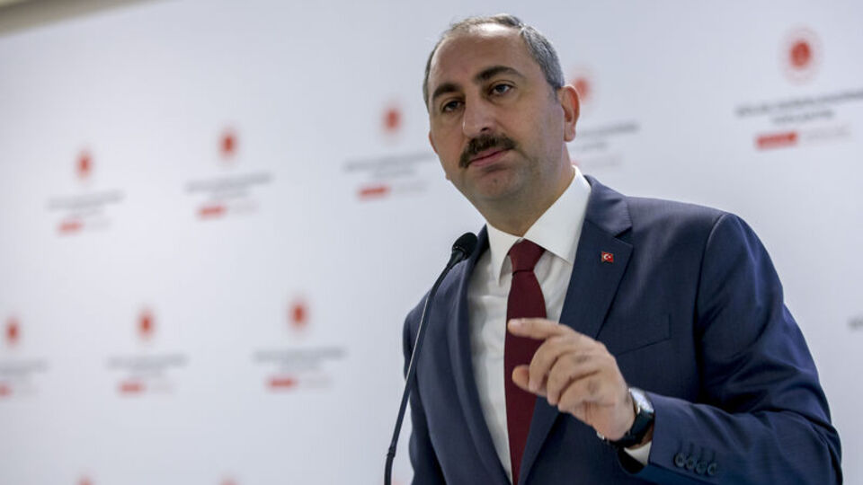 Adalet Bakanı'ndan çok sert FETÖ mesajı!