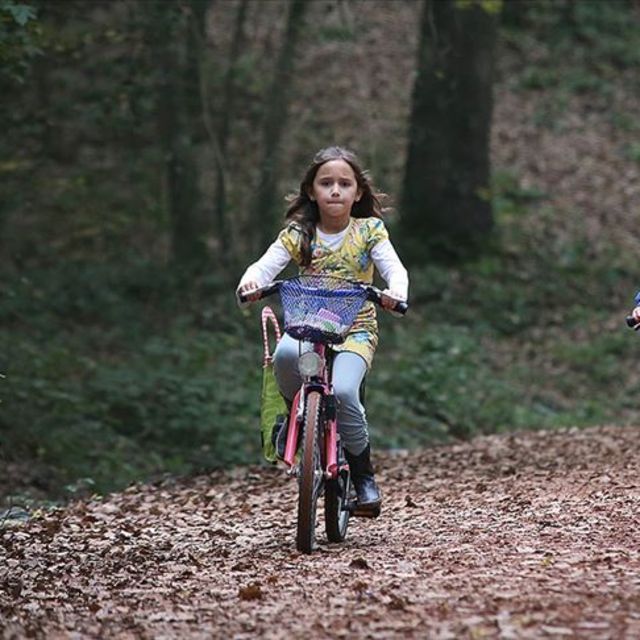 Çocuklar günde en az bir saat fiziksel aktivite yapmalı