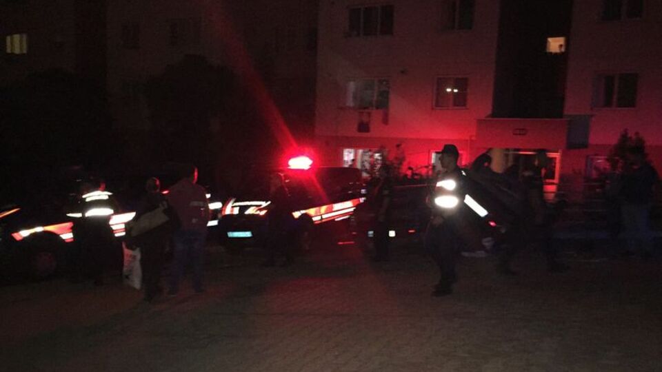 İzmir'de iki grup arasında silahlı kavga!