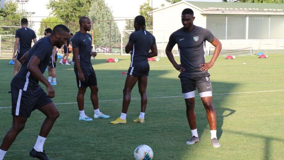 Denizlispor'da takıma af çıktı