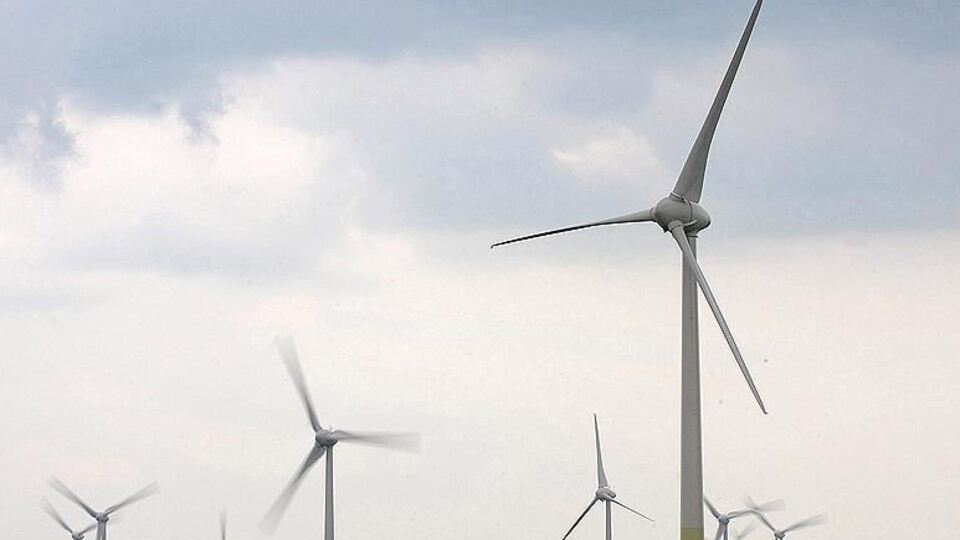 Rüzgar türbinleri İHA'larla incelenecek