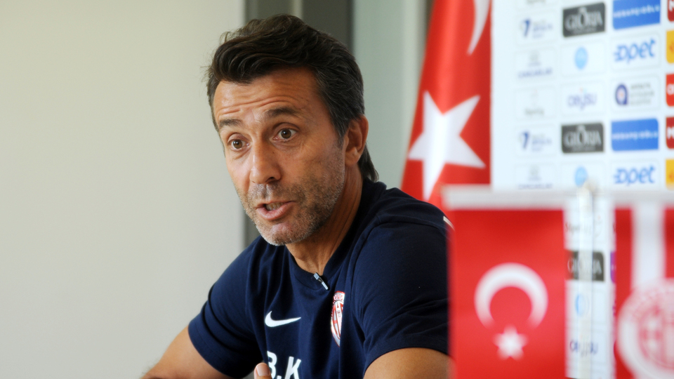 "VAR sistemindeki hakem hata yapamaz"