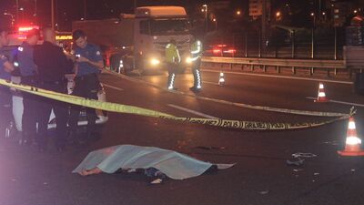 TEM'de karşıya geçmek isterken canından oldu