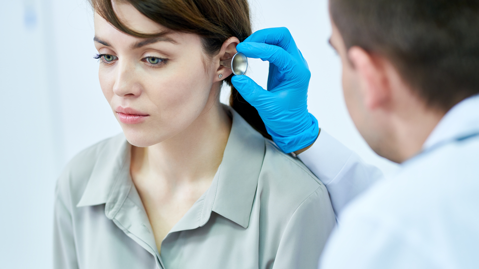 '2050'de 900 milyonu aşkın işitme engelli olacak'