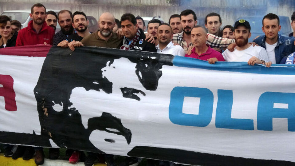 Taraftarlardan Ünal Karaman'a destek