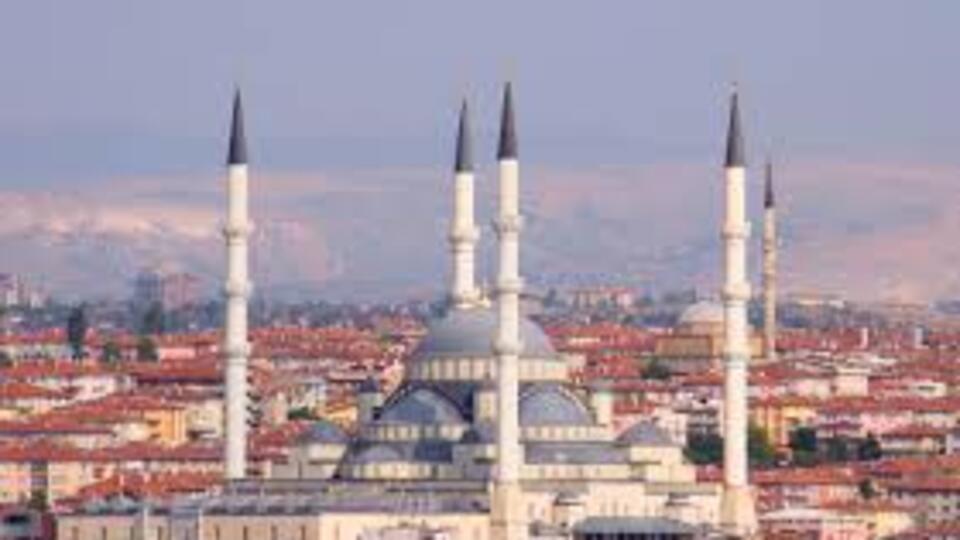 Ankara Cuma namazı saat kaçta?