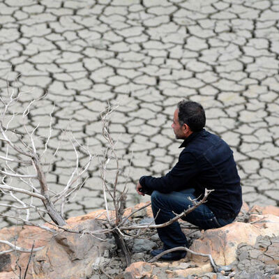 Sular çekilince ortaya çıktı