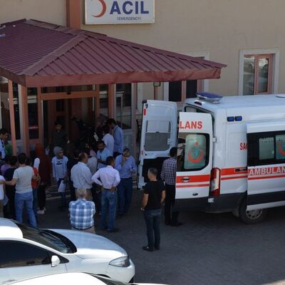 Oyun hamuru sandılar: 27 öğrenci hastanede