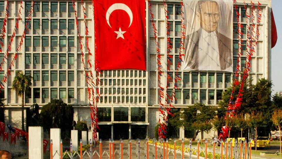 İBB'de CHP referansıyla işe alım iddiası