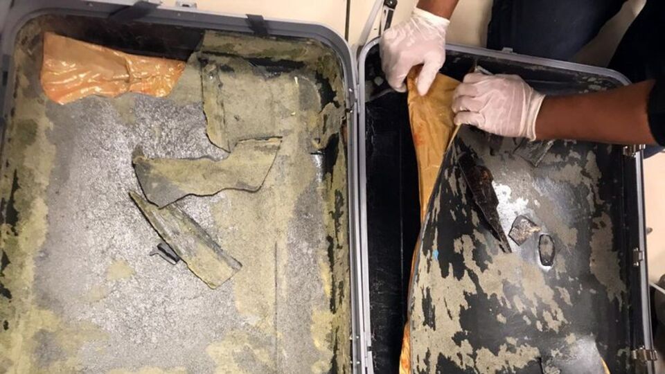 Havalimanı'nda uyuşturucu madde ile yakalandılar