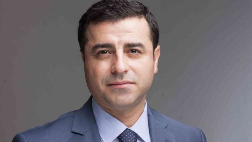 Demirtaş ve Yüksekdağ'a tutuklama kararı