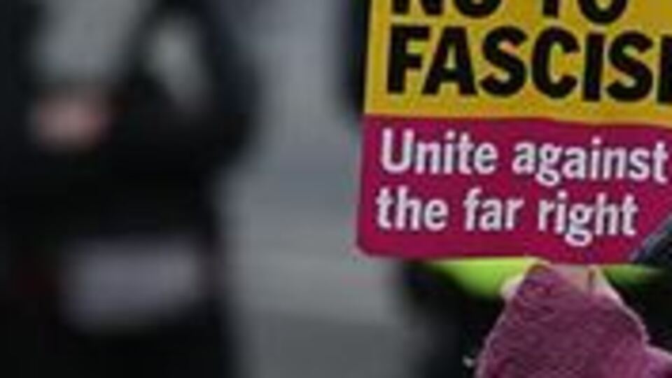 İngiltere'de en hızlı büyüyen tehdit aşırı sağ terörü