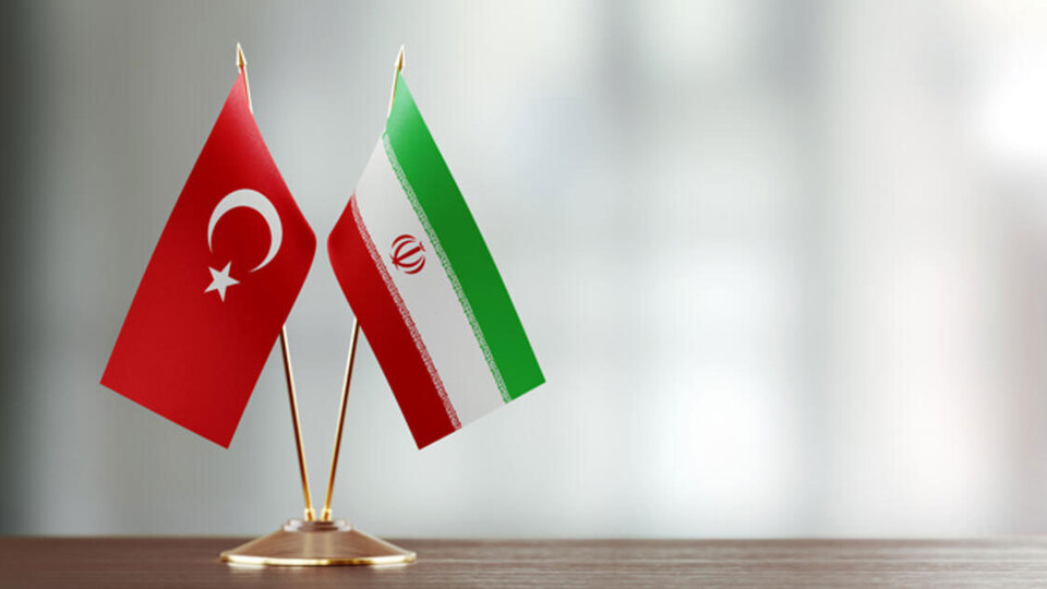 İran'dan Türkiye ile ticarette "milli para" vurgusu