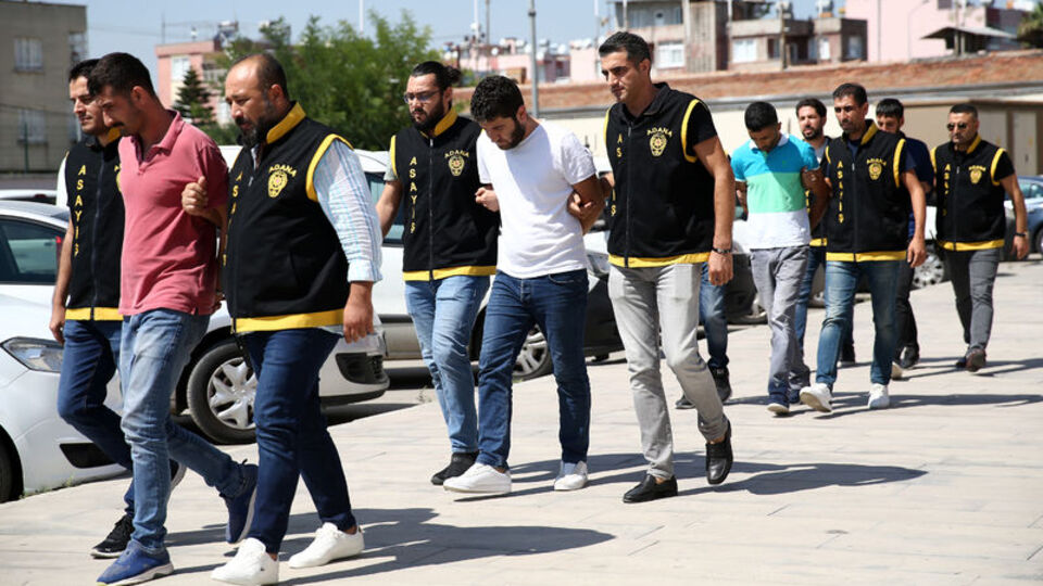 Gasp dedektifleri ölümden son anda kurtardı!