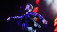 Tarkan iki yıl aradan sonra Harbiye'de