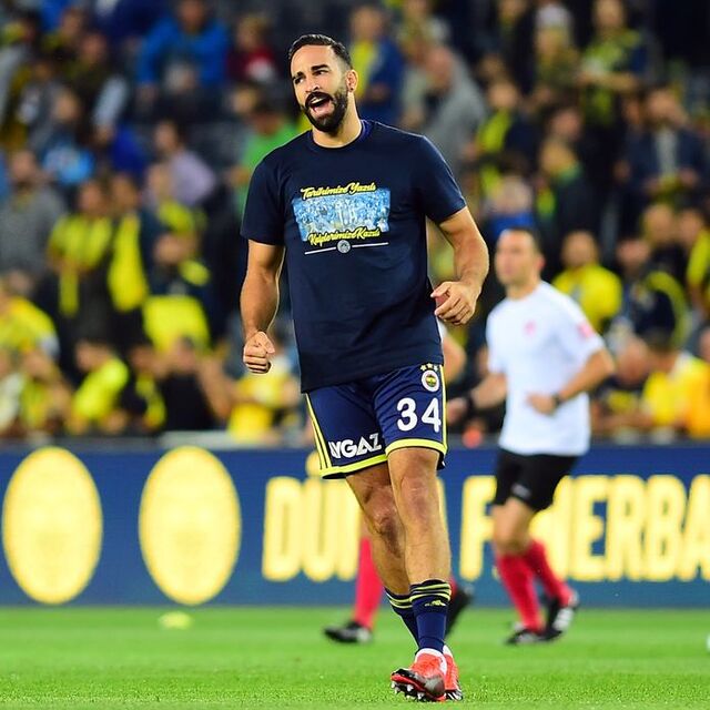 Adil Rami ilk kez 11'de