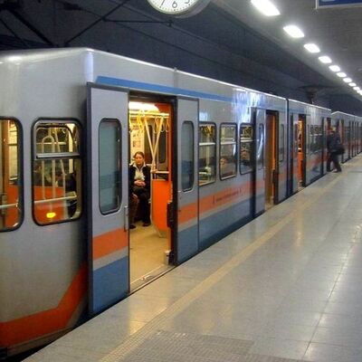 Atatürk Havalimanı metrosu durduruldu!