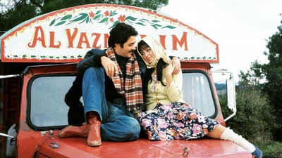 Selvi Boylum Al Yazmalım Darüşşafakalı