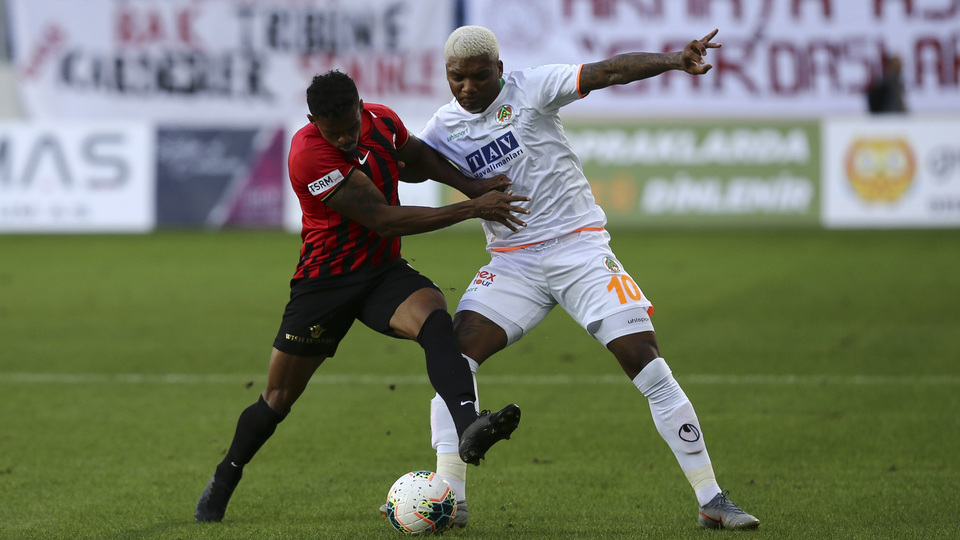 Gençler, Alanya'ya 'dur' dedi!