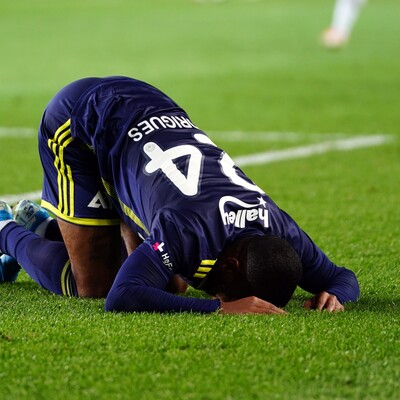 Garry Rodrigues derbide yok!