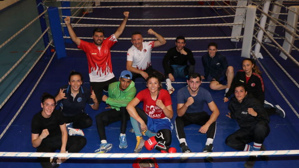 Milli takım Rusya'ya gitti