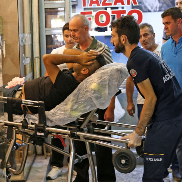 Fotoğraf çekecekti silah çekti