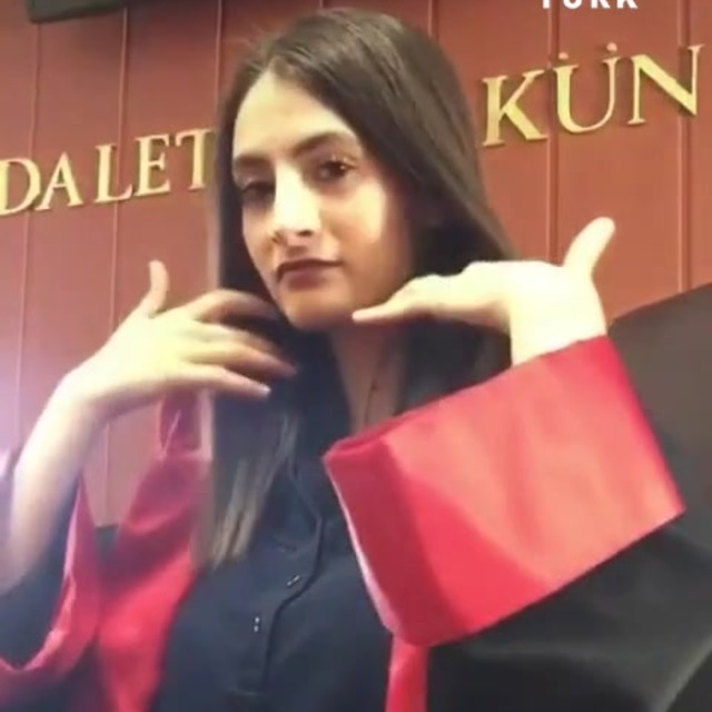 Stajyer öğrencinin üniforma merakı