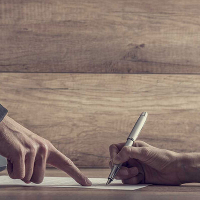 İş sözleşmesine tek taraflı cezai şart konulamaz