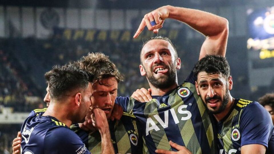 Asistler Kruse, goller Muriç'ten