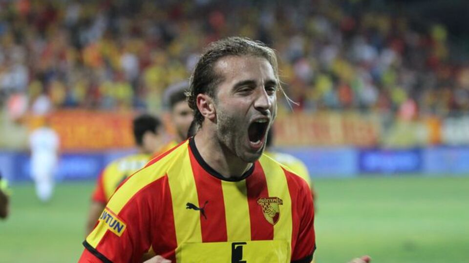 Alpaslan atıyor, Göztepe kazanıyor