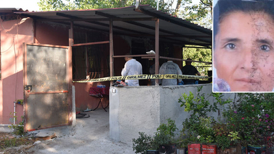 Engelli kadını yatağında katlettiler!