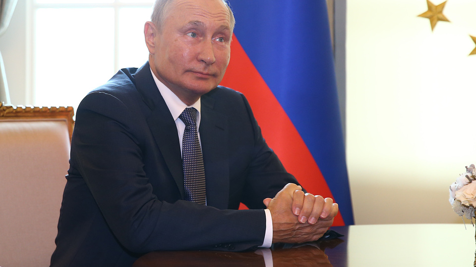 Ruslarla evlenen yabancılar 1 yıl sonra Rus vatandaşı olabilecek!