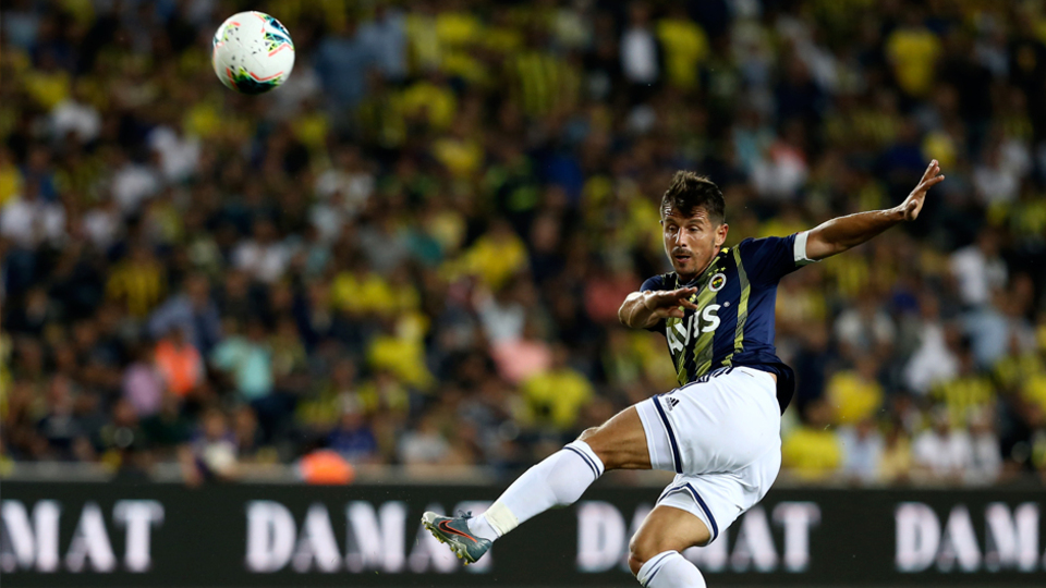 Emre Belözoğlu varsa sorun yok!