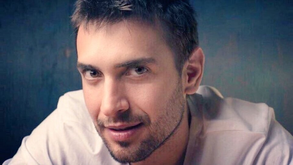 Ulaş Tuna Astepe kimdir?