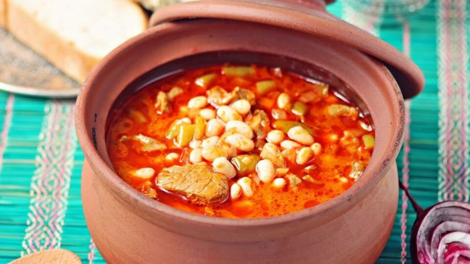 Kuru fasulye tarifi, nasıl yapılır?