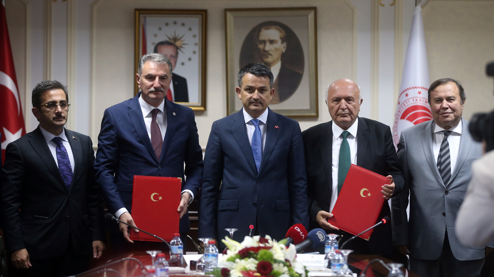 TMO ile TARİŞ'ten kuru üzüm alımı için iş birliği